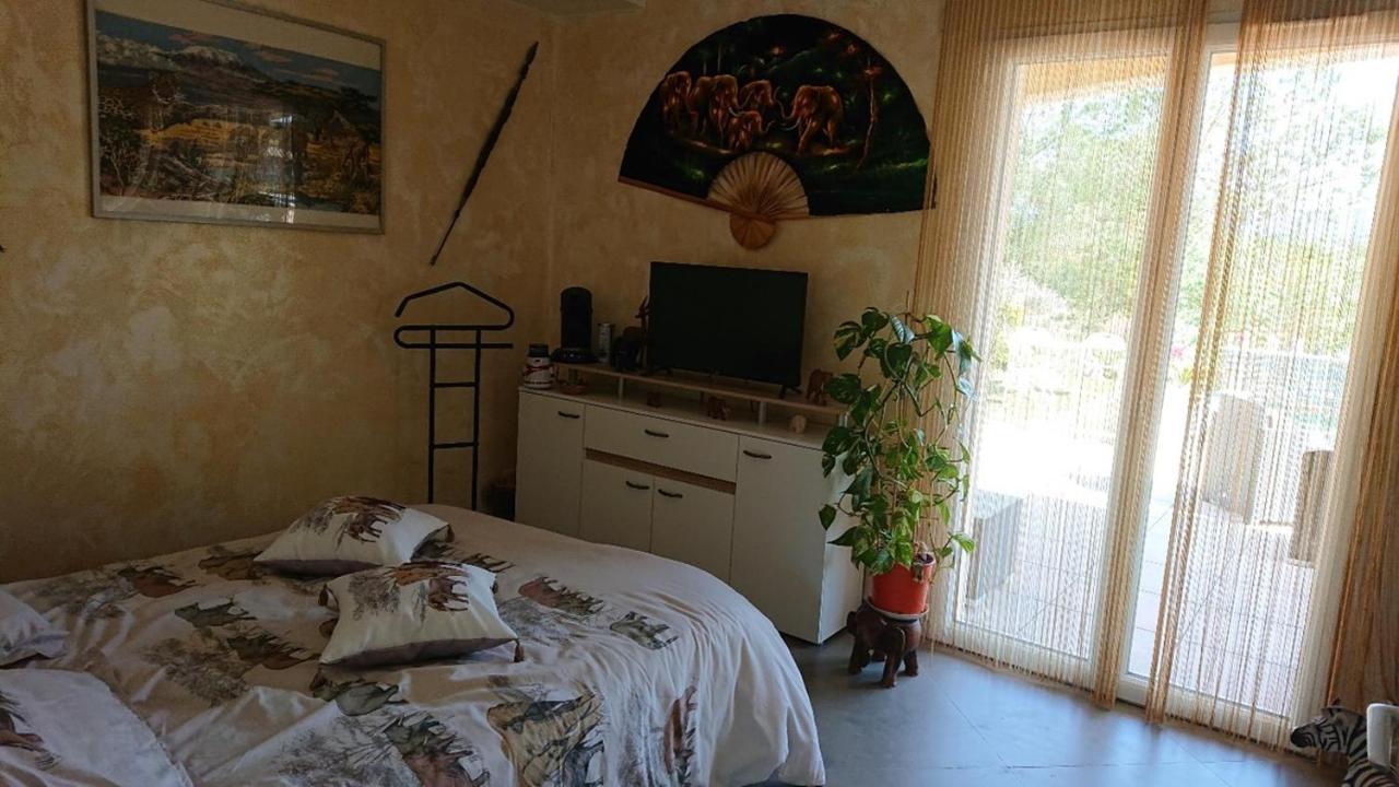 Villa Les Marmottes Le Luc Eksteriør bilde